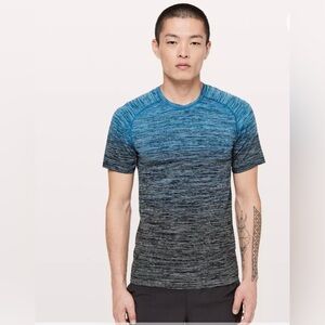 lululemon athletica Metal Vent Tech SS
DESIGNED FOR TRAINING M
